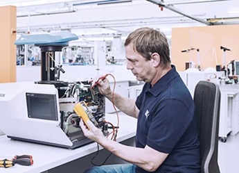 Reparaties laten uitvoeren